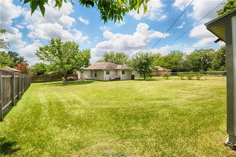 2124 La Brisa Dr, Bryan, TX 77807 photo 20