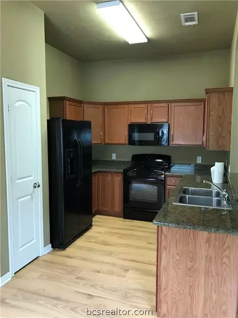 2007 Mountain Wind, Bryan, TX 77807 photo 6