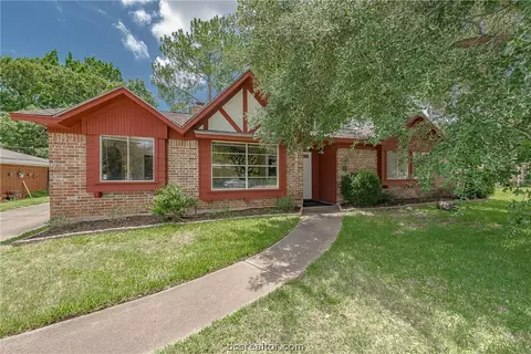 3410 Spring Ln, Bryan, TX 77802 photo 2