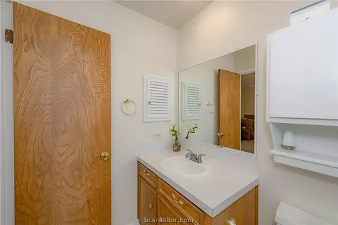 3410 Spring Ln, Bryan, TX 77802 photo 19