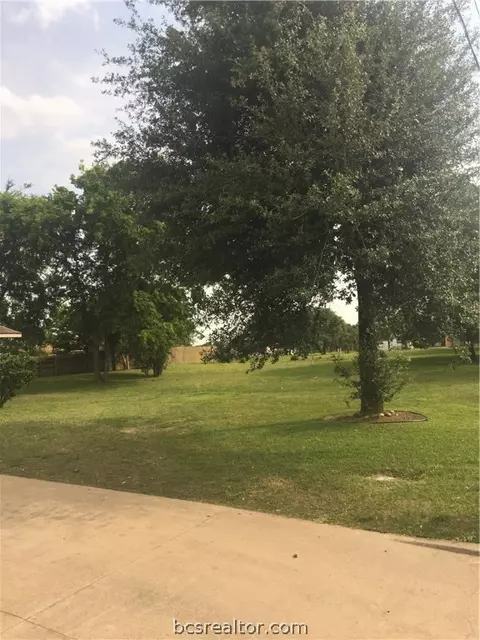 2226 Howell Ave, Bryan, TX 77803 photo 15