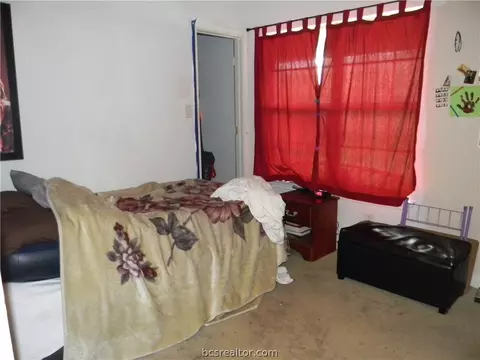 2226 Howell Ave, Bryan, TX 77803 photo 11