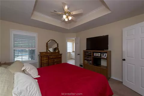 3915 Brighton Dr, Bryan, TX 77802 photo 17