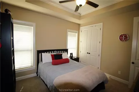 8657 Green Branch Loop, Bryan, TX 77808 photo 17