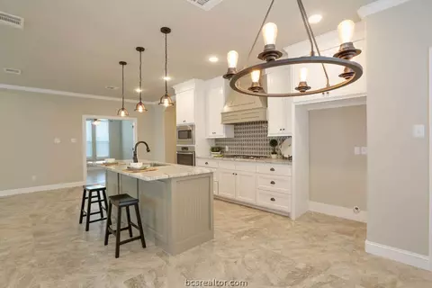 3540 Foxcroft Path, Bryan, TX 77808 photo 7