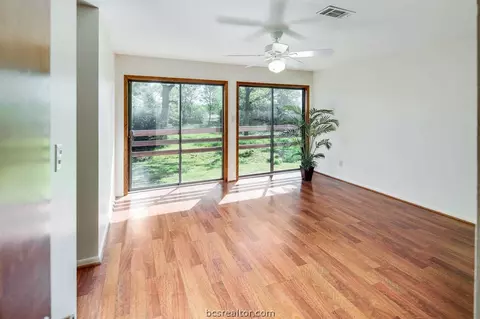 5000 Lantern Ln, Bryan, TX 77808 photo 17