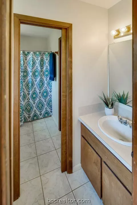 5000 Lantern Ln, Bryan, TX 77808 photo 24