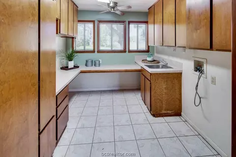 5000 Lantern Ln, Bryan, TX 77808 photo 31