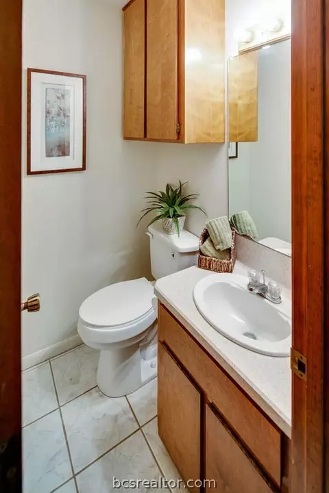 5000 Lantern Ln, Bryan, TX 77808 photo 30
