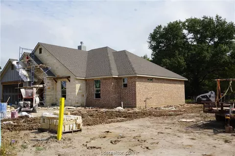 2921 Archer Dr, Bryan, TX 77808 photo 3