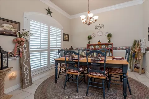 5200 Draycott Ct, Bryan, TX 77802 photo 9
