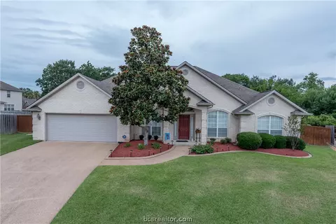 5200 Draycott Ct, Bryan, TX 77802 photo 1