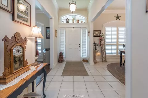 5200 Draycott Ct, Bryan, TX 77802 photo 4