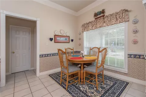 5200 Draycott Ct, Bryan, TX 77802 photo 10