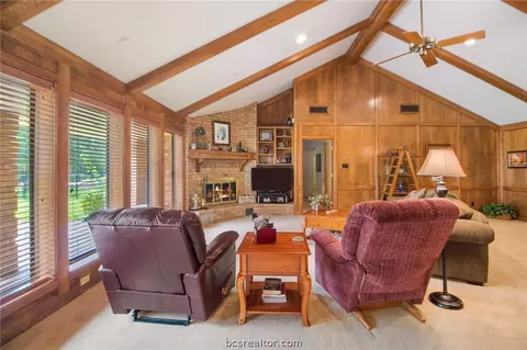 2908 Par Dr, Bryan, TX 77802 photo 7