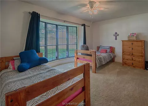 2908 Par Dr, Bryan, TX 77802 photo 16