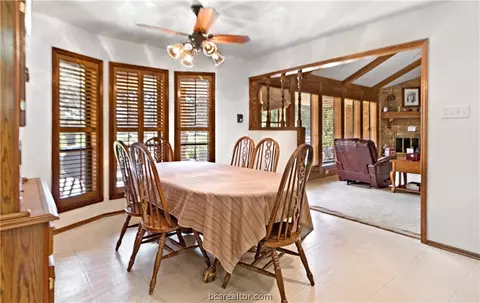 2908 Par Dr, Bryan, TX 77802 photo 10