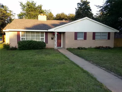 1111 Esther Blvd, Bryan, TX 77802 photo 2