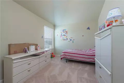 2032 Stubbs Dr, Bryan, TX 77807 photo 14