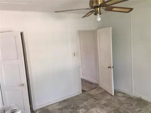 304 W Carson St W, Bryan, TX 77801 photo 8