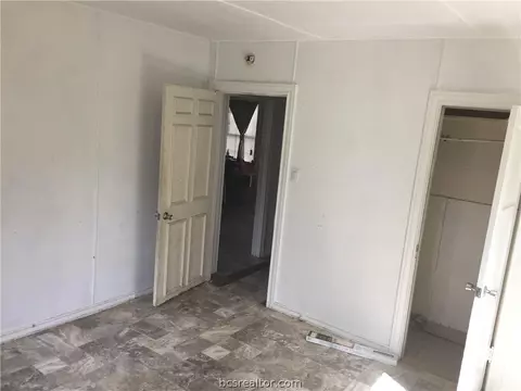 304 W Carson St W, Bryan, TX 77801 photo 4