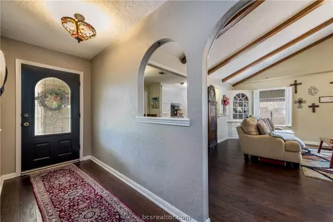 4005 Oak Bend Dr, Bryan, TX 77802 photo 3