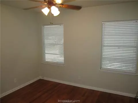 4324 Culpepper Dr, Bryan, TX 77801 photo 6