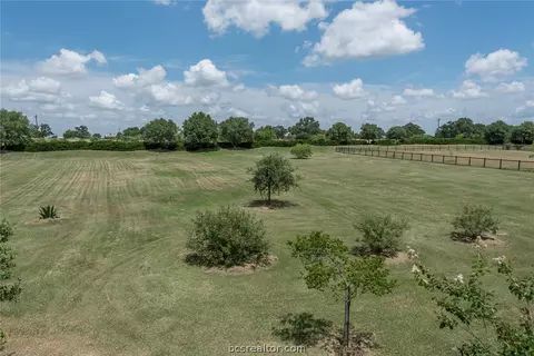 7117 Gemstone Dr, Bryan, TX 77808 photo 29