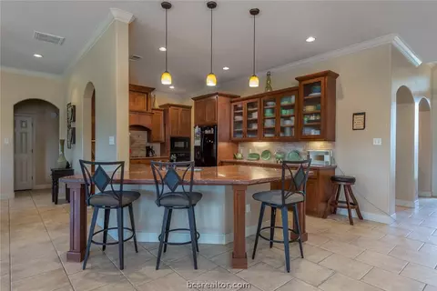 7117 Gemstone Dr, Bryan, TX 77808 photo 10