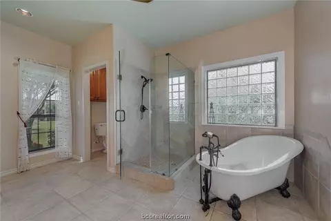 7117 Gemstone Dr, Bryan, TX 77808 photo 16