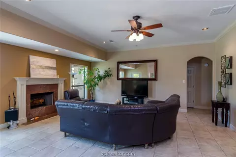 7117 Gemstone Dr, Bryan, TX 77808 photo 7