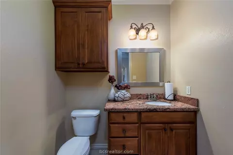 7117 Gemstone Dr, Bryan, TX 77808 photo 23