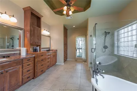 7117 Gemstone Dr, Bryan, TX 77808 photo 15