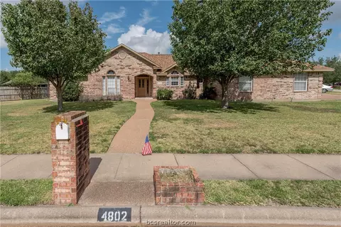 4802 Brompton Ln, Bryan, TX 77802 photo 2