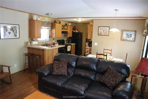 300 Elm Loop, Somerville, TX 77879 photo 31