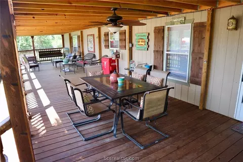 300 Elm Loop, Somerville, TX 77879 photo 28