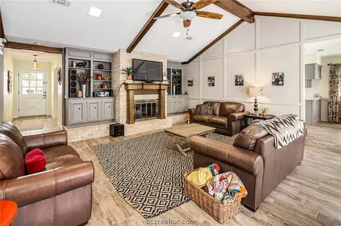 3604 Old Oaks Dr, Bryan, TX 77802 photo 17