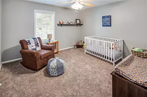 3604 Old Oaks Dr, Bryan, TX 77802 photo 29