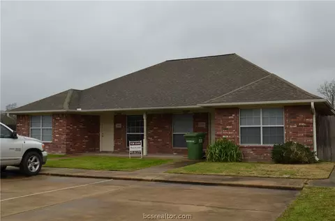 1508 Rock Hollow Loop, Bryan, TX 77807 photo 2