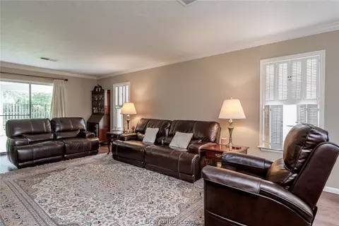 3617 Sunnybrook Ln, Bryan, TX 77802 photo 4