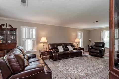 3617 Sunnybrook Ln, Bryan, TX 77802 photo 5
