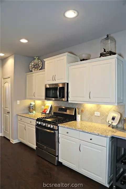 3069 Positano Loop, Bryan, TX 77808 photo 9