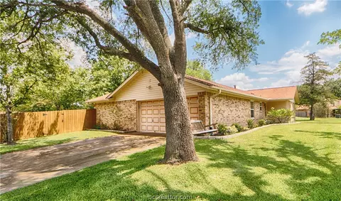 3601 Cedar Oak Cir, Bryan, TX 77802 photo 20