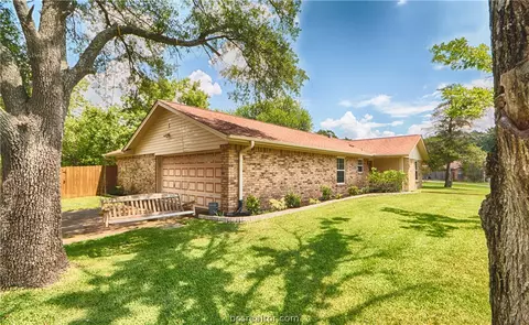 3601 Cedar Oak Cir, Bryan, TX 77802 photo 21