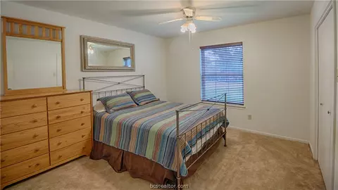 3601 Cedar Oak Cir, Bryan, TX 77802 photo 17