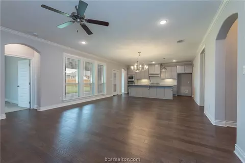 3003 Embers Loop, Bryan, TX 77808 photo 5