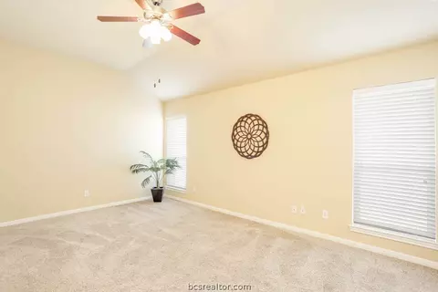 4603 Bluejay Ln, Bryan, TX 77803 photo 7