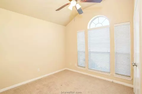 4603 Bluejay Ln, Bryan, TX 77803 photo 11