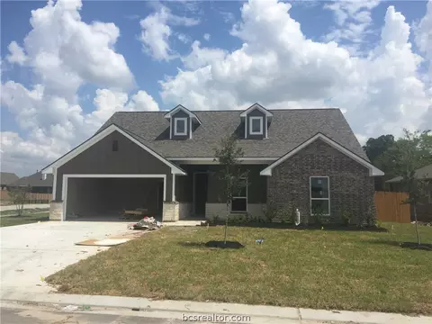 2901 Archer, Bryan, TX 77808 photo 2