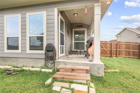 2027 Jester Trl, Bryan, TX 77807 photo 16